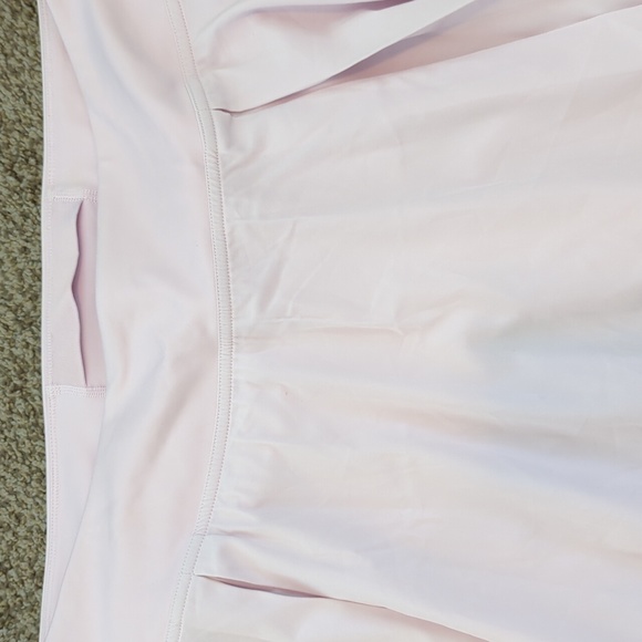 Nike Dri-Fit Pink Sports Athletic Skorts - Picture 2 of 5